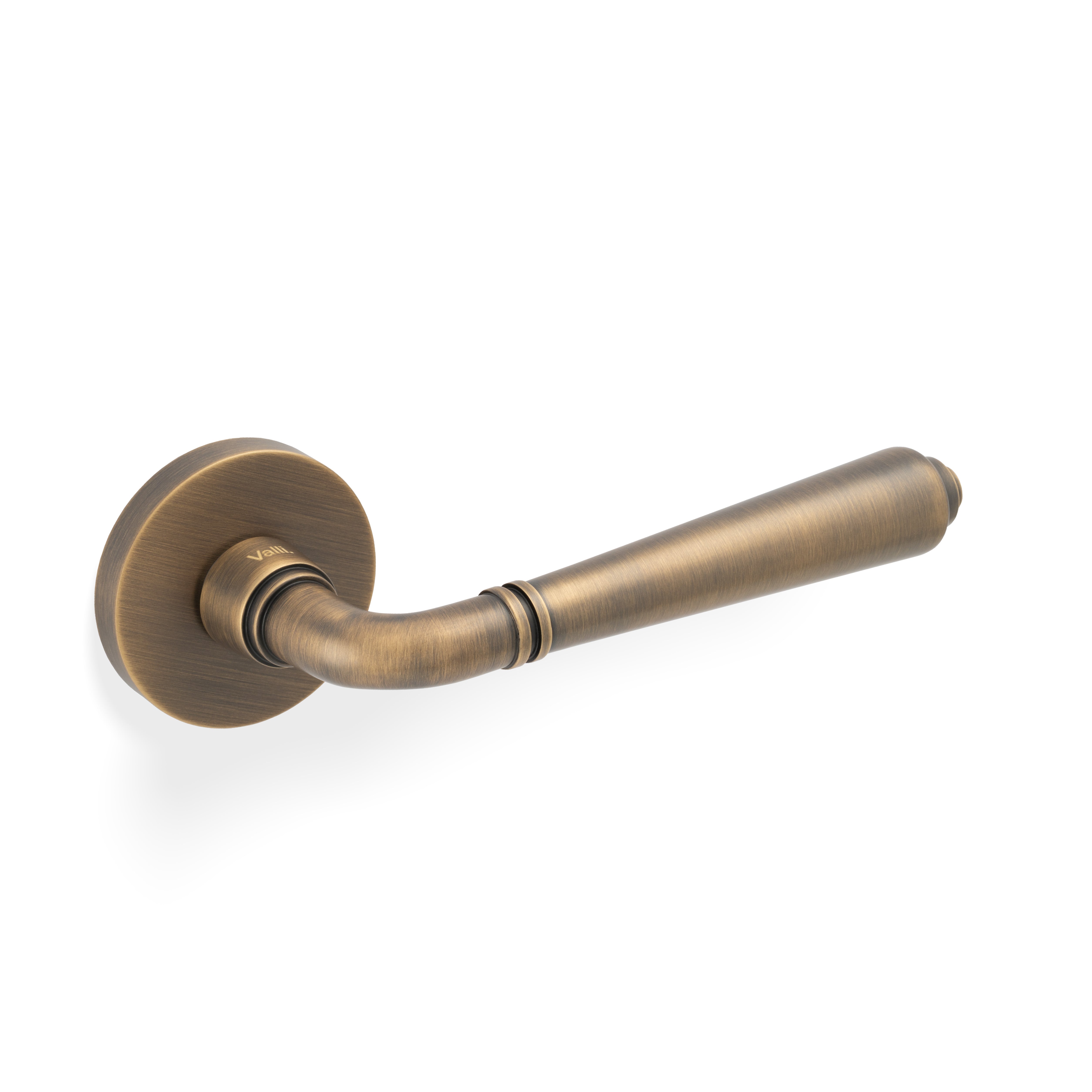 Valli – Teseo Lever on Round Rosette