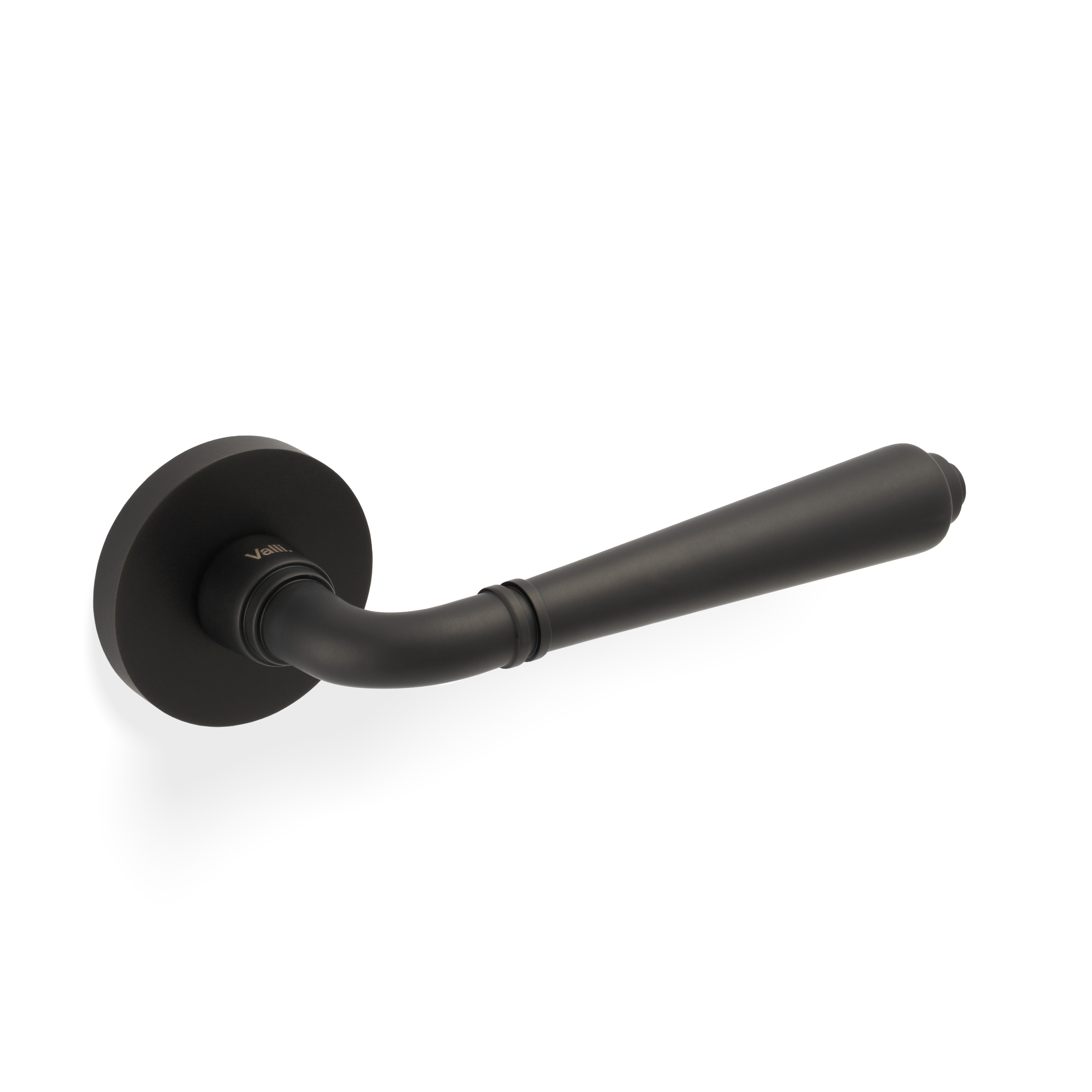 Valli – Teseo Lever on Round Rosette