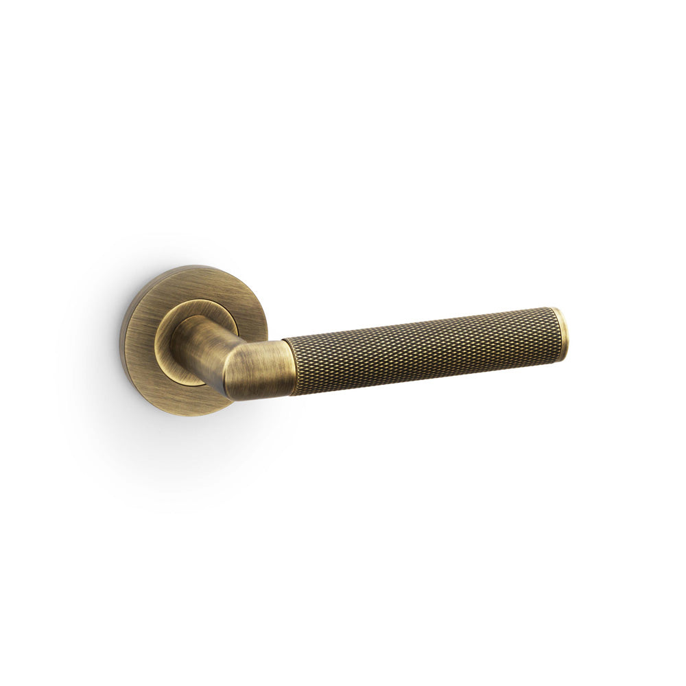 The Harrier Knurled Lever